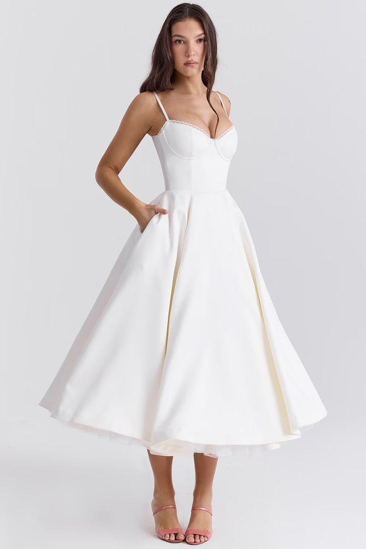 MELINA | LONGUE ROBE FÉMININE