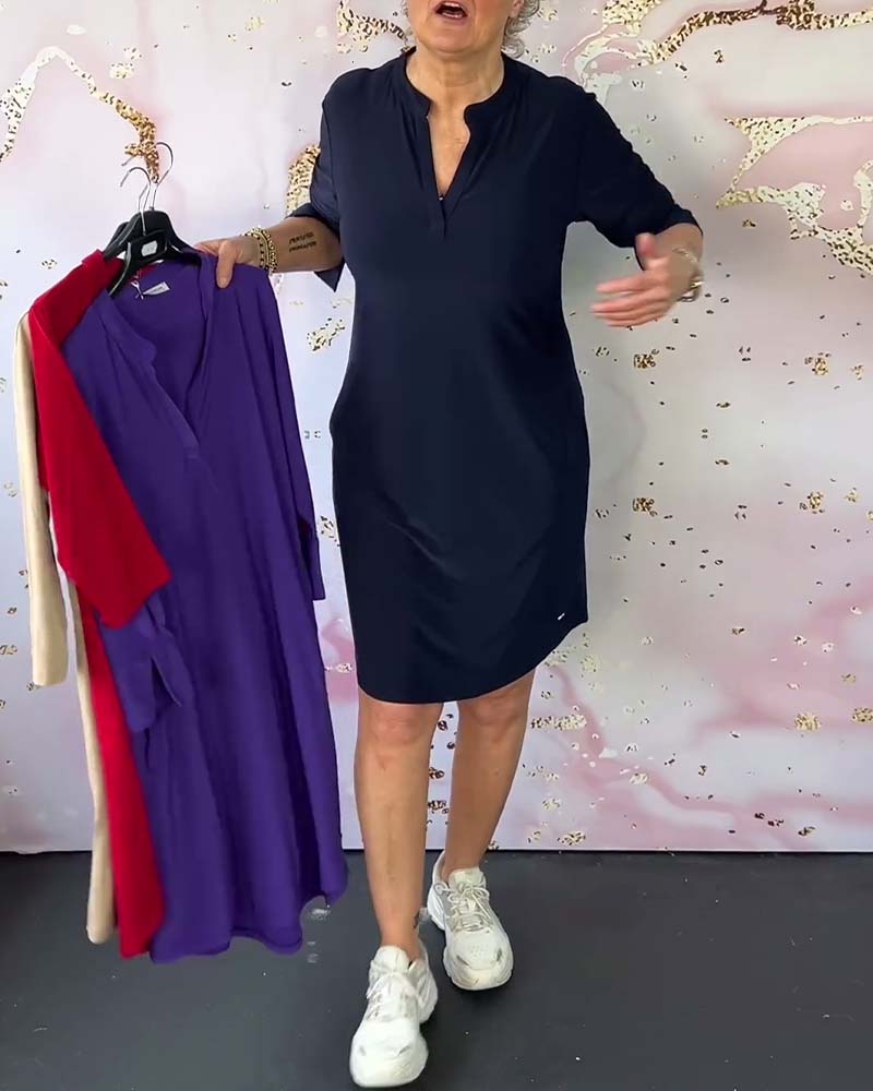 ELLE | ROBE UNIE AVEC COL EN V