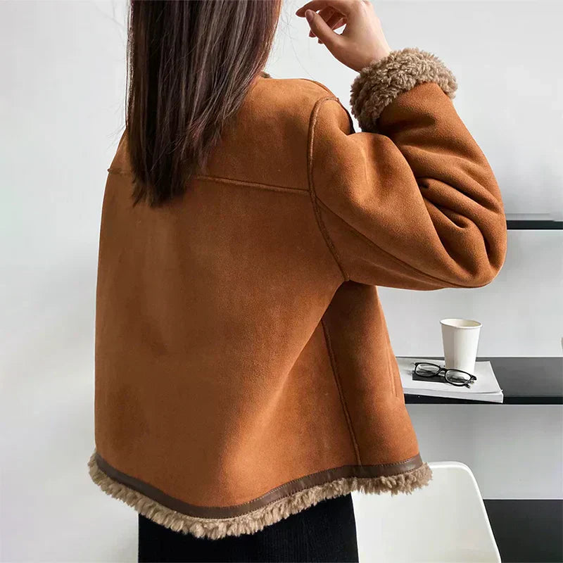 ROSALIE | VESTE EN MOUTON BOUTONNÉE