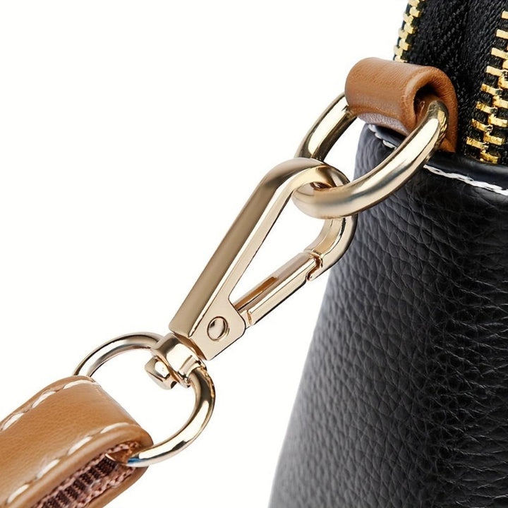 MILA | SAC BANDOULIÈRE EN RELIEF À LA LITCHI